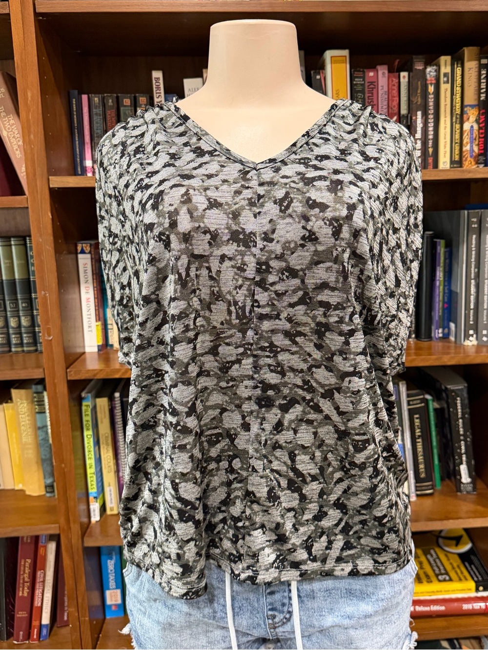 Simply Vera Vera Wang Black & Gray V-Neck Short Sleeve Tunic